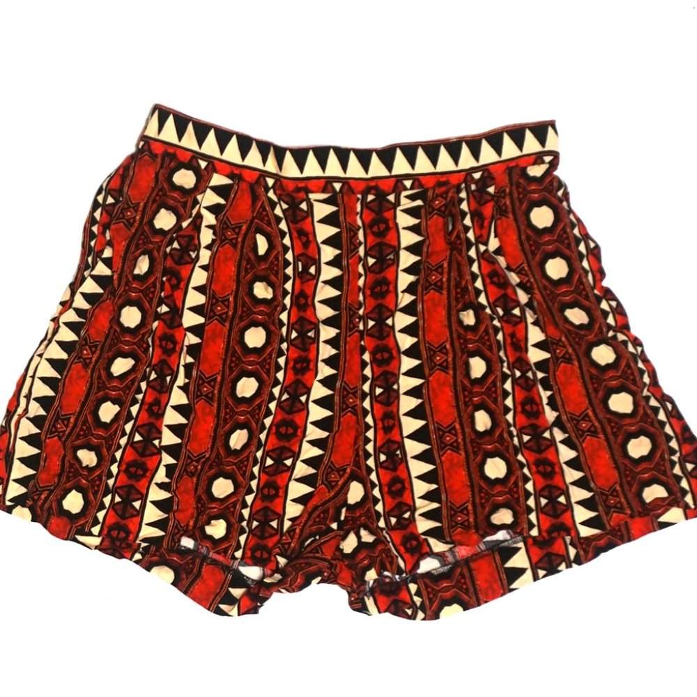 Pattern Shorts - Picture 2 of 2